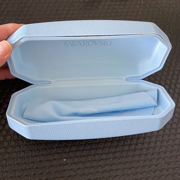 Authentic Sunglasses case. - Picture 5 of 5